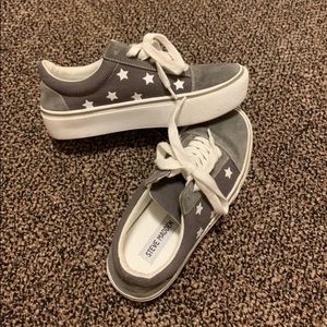 Steve Madden Star Sneakers